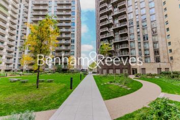 2  bedrooms flat to rent in Eden Place, Royal Eden Docks, E16-image 15