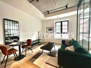 image Studio flat to rent in Good Luck Hope Walk, Canary wharf, E14-image 1