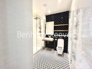 image Studio flat to rent in Good Luck Hope Walk, Canary wharf, E14-image 4
