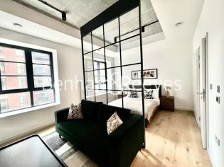 image Studio flat to rent in Good Luck Hope Walk, Canary wharf, E14-image 5