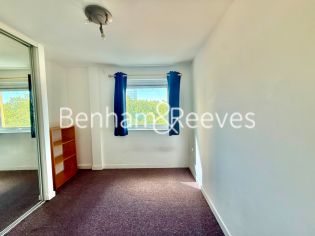 Premiere Place, Canary wharf, E14 view 4