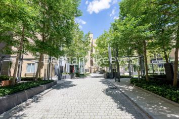 image 2  bedrooms flat to rent in Hutchings Street, Canary Wharf, E14-image 5
