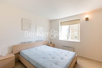 image 2  bedrooms flat to rent in Hutchings Street, Canary Wharf, E14-image 8