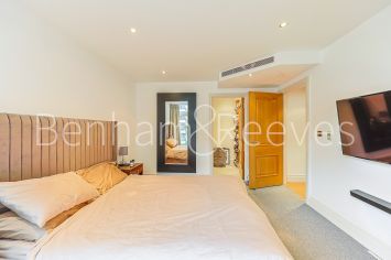 2  bedrooms flat to rent in Chelsea Vista, Imperial Wharf, SW6-image 9