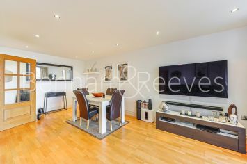 2  bedrooms flat to rent in Chelsea Vista, Imperial Wharf, SW6-image 14