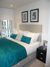 Studio flat to rent in Octavia House, Imperial Wharf, SW6-image 2