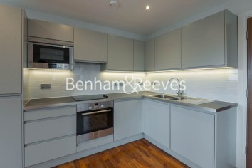 1 bedroom flat to rent in Sesame Apartments, Battersea, SW11-image 2