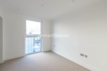 image 2  bedrooms flat to rent in Central Avenue, Fulham, SW6-image 3