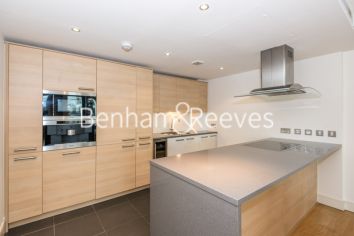 3  bedrooms flat to rent in Mahogany House, Imperial Wharf, SW6-image 2