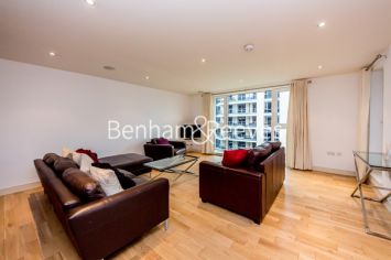 3  bedrooms flat to rent in Lensbury Avenue, Fulham, SW6-image 1