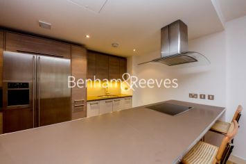 3  bedrooms flat to rent in Lensbury Avenue, Fulham, SW6-image 2
