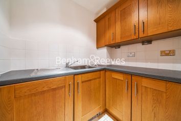 2 bedrooms flat to rent in The Boulevard, Imperial Wharf, SW6-image 2