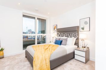 1  bedroom flat to rent in Duval House, Clapham Junction, SW11-image 3