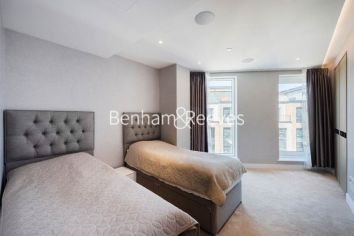 3  bedrooms flat to rent in Chelsea Creek Tower, 12 Park Street, SW6-image 9
