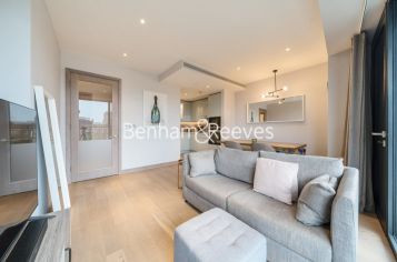 1 bedroom flat to rent in Gowing House, Drapers Yard, SW18-image 1