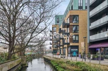 1 bedroom flat to rent in Gowing House, Drapers Yard, SW18-image 13