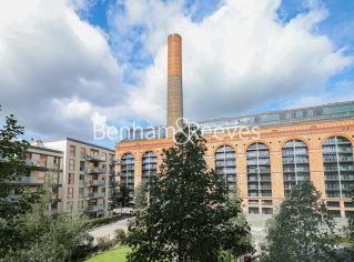 3  bedrooms flat to rent in Chartwell House, Waterfall drive, SW10-image 17