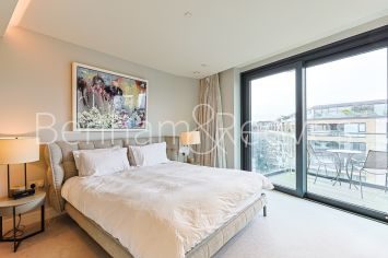 3  bedrooms flat to rent in Lighterman Tower, Chelsea Island, Chelsea, SW10-image 5