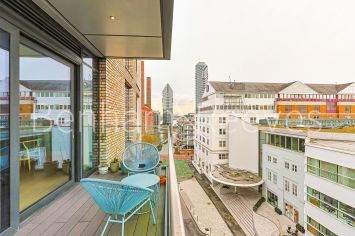 3  bedrooms flat to rent in Lighterman Tower, Chelsea Island, Chelsea, SW10-image 9