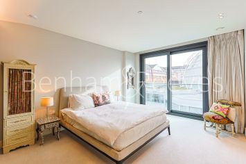3  bedrooms flat to rent in Lighterman Tower, Chelsea Island, Chelsea, SW10-image 15