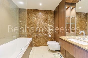 Studio flat to rent in Compass House, Chelsea Creek, SW6-image 5