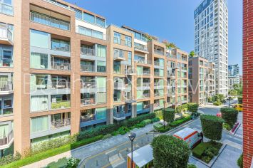 Studio flat to rent in Compass House, Chelsea Creek, SW6-image 13