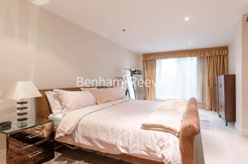 3  bedrooms flat to rent in The Boulevard, Imperial Wharf, SW6-image 4