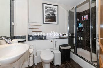 3  bedrooms flat to rent in The Boulevard, Imperial Wharf, SW6-image 5