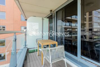 2  bedrooms flat to rent in The Boulevard, Imperial Wharf, SW6-image 12