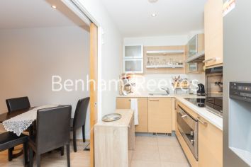 image 2  bedrooms flat to rent in Lensbury Avenue, Fulham, SW6-image 9