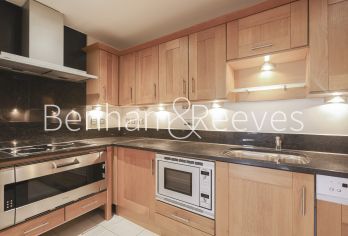 2  bedrooms flat to rent in Harbour Reach, Imperial Wharf, SW6-image 2