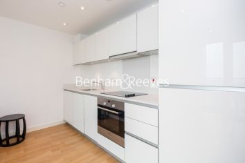 Residence Tower, Woodberry Grove, N4 view 2