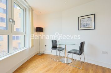 1  bedroom flat to rent in Gillespie Court, Queensland Terrace, N7-image 3