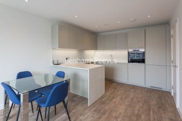 2  bedrooms flat to rent in Seven Sisters Road, Highgate, N7-image 2