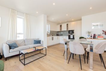 2  bedrooms flat to rent in Alington House, Highgate, N8-image 1