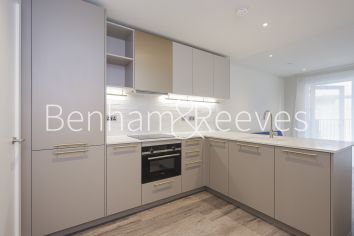 1 bedroom flat to rent in Brook Road, Highgate, N8-image 2