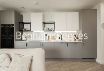 1  bedroom flat to rent in Coster Avenue, Woodberry Down, N4-image 2