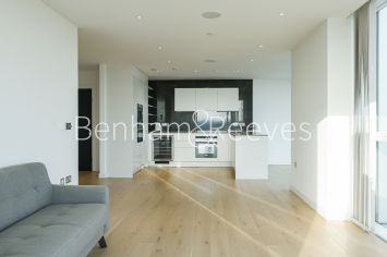 3  bedrooms flat to rent in Skyline Apartment, Devan Grove, N4-image 18