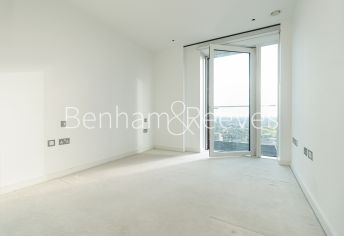 3  bedrooms flat to rent in Skyline Apartment, Devan Grove, N4-image 19