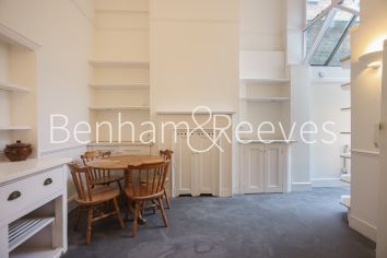 5  bedrooms house to rent in Priory Gardens, Highgate, N6-image 3