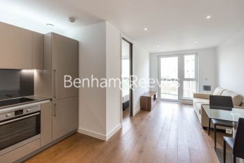 Studio flat to rent in Ottley Drive, Kidbrooke, SE3-image 6