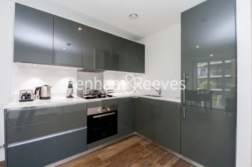 1  bedroom flat to rent in Plumstead Road, Woolwich, SE18-image 2