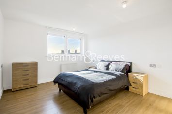 2  bedrooms flat to rent in Erebus Drive, Woolwich, SE28-image 3