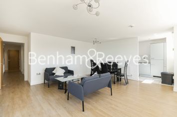 2  bedrooms flat to rent in Erebus Drive, Woolwich, SE28-image 9