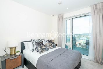 3 bedrooms flat to rent in Duke of Wellington Avenue, Canary Wharf, SE18-image 8