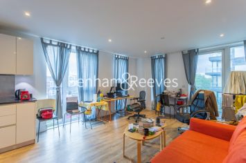 2  bedrooms flat to rent in Plumstead Road, Royal Arsenal Riverside, SE18-image 17