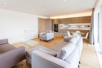 3 bedrooms flat to rent in Duke of Wellington Avenue, Woolwich, SE18-image 11