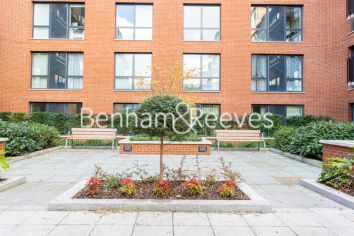 2  bedrooms flat to rent in Thunderer Walk, Woolwich, SE18-image 27