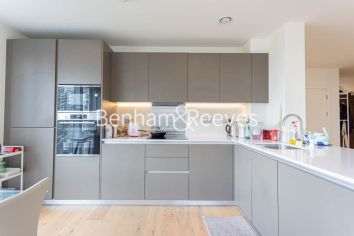 2 bedrooms flat to rent in Thunderer Walk, Woolwich, SE18-image 2