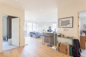 2 bedrooms flat to rent in Thunderer Walk, Woolwich, SE18-image 17